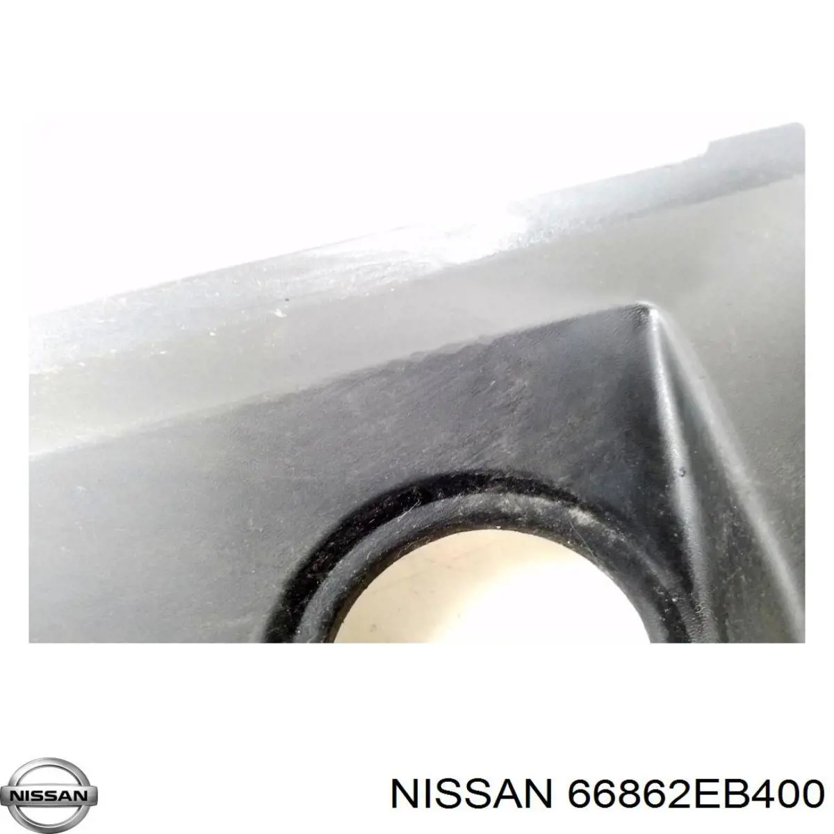 66862EB400 Nissan/Infiniti Podszybie szyby czołowej