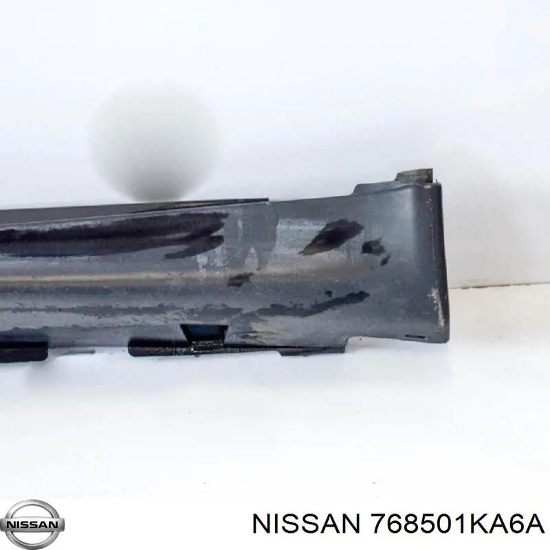 Nakładka (listwa ochronna) na próg zewnętrzna prawa Nissan/Infiniti 768501KA6A cena, od 22,83 USD