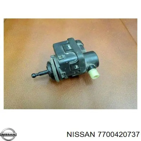 7700420737 Nissan/Infiniti Korektor swiatel
