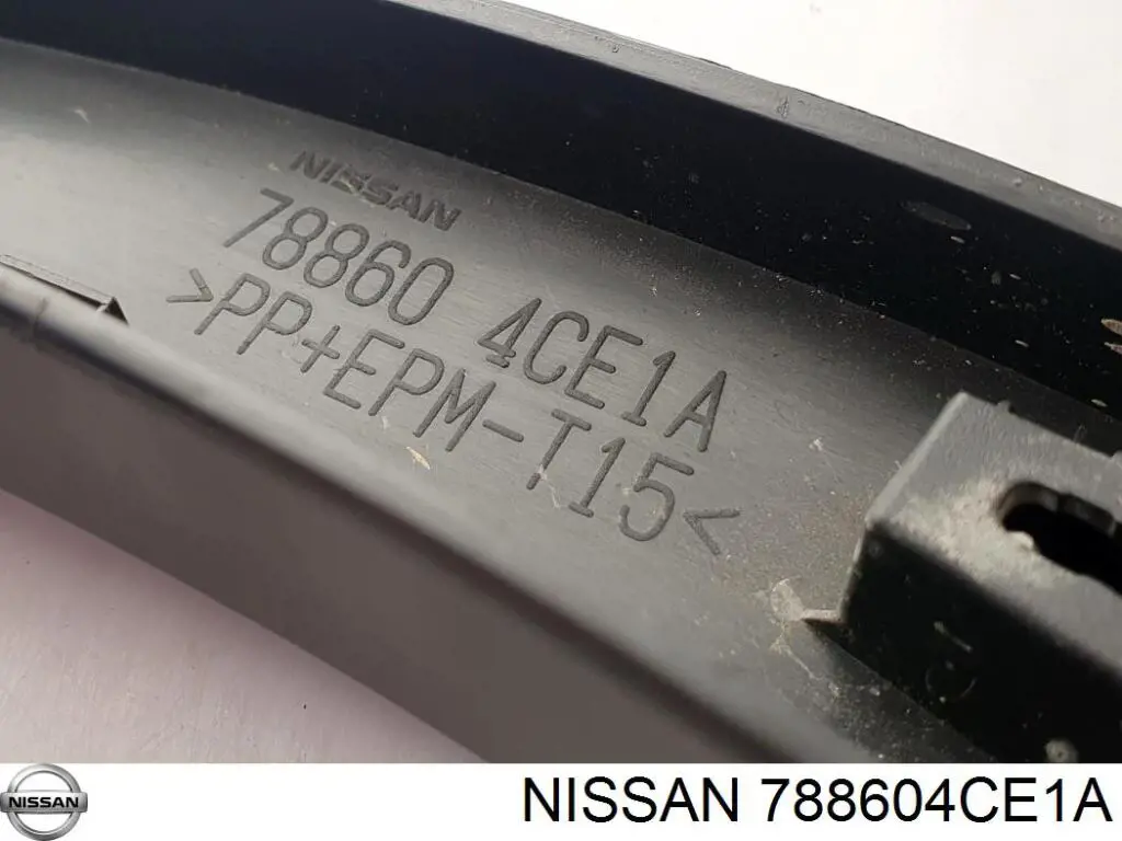Do koszyka 788604CE1A Nissan/Infiniti Poszerzenie (nakładka) reperaturki tylnego błotnika prawy