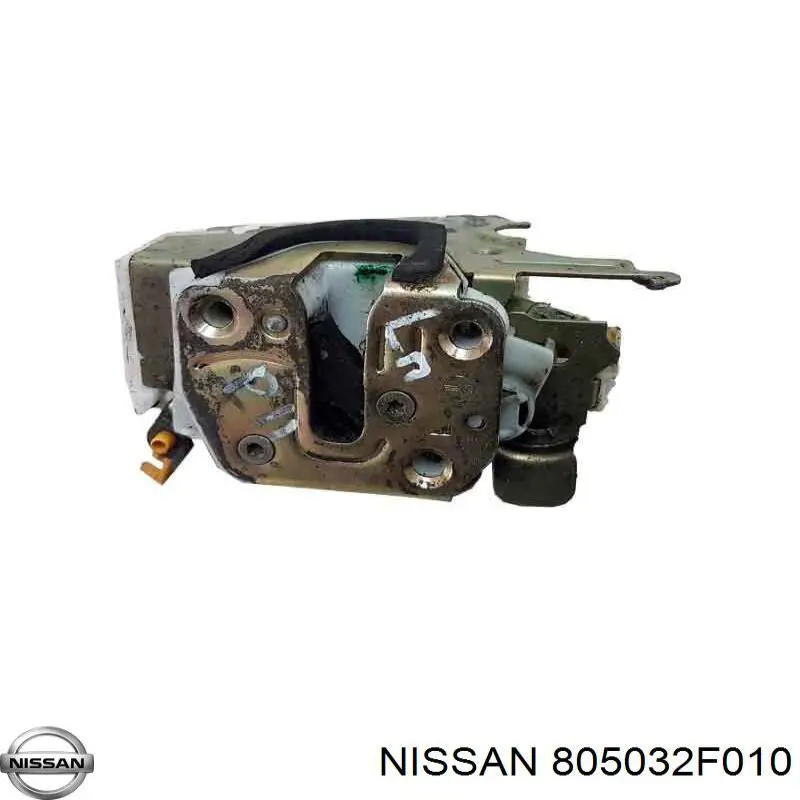 Zamek drzwi przednich lewych do Nissan Primera  P11