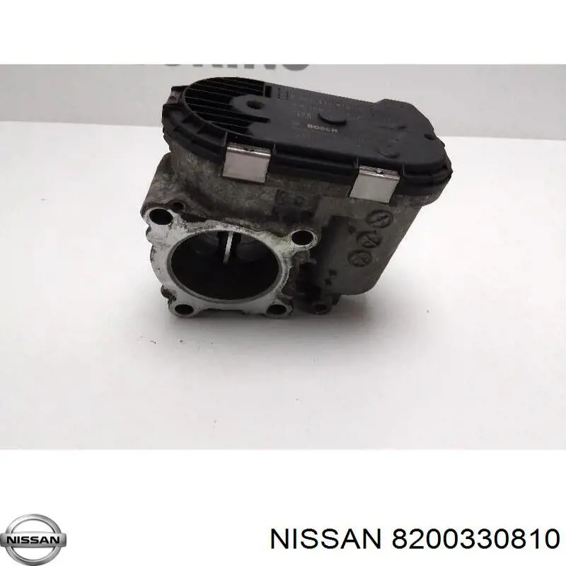 Do koszyka 8200330810 Nissan/Infiniti Przepustnica, komplet