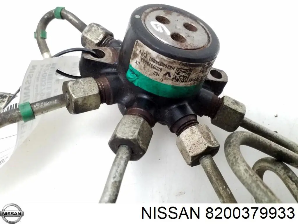 Do koszyka 9144A070B Renault (RVI) Rozdzielacz paliwa