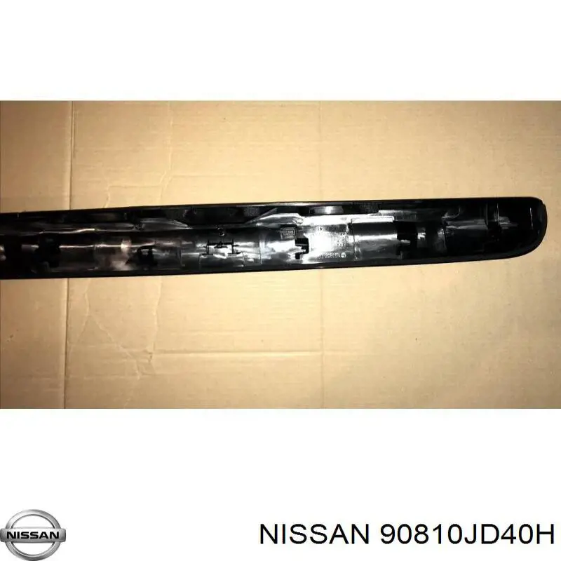 Do koszyka 90810JD40H Nissan/Infiniti Nakładka klapy bagażnika
