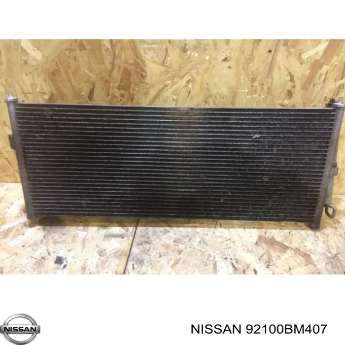 92100BM407 Nissan/Infiniti Chłodnica klimatyzacji