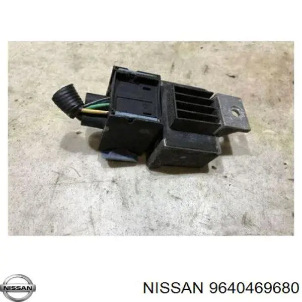 Do koszyka 9640469680 Nissan/Infiniti Przekaźnik świec żarowych