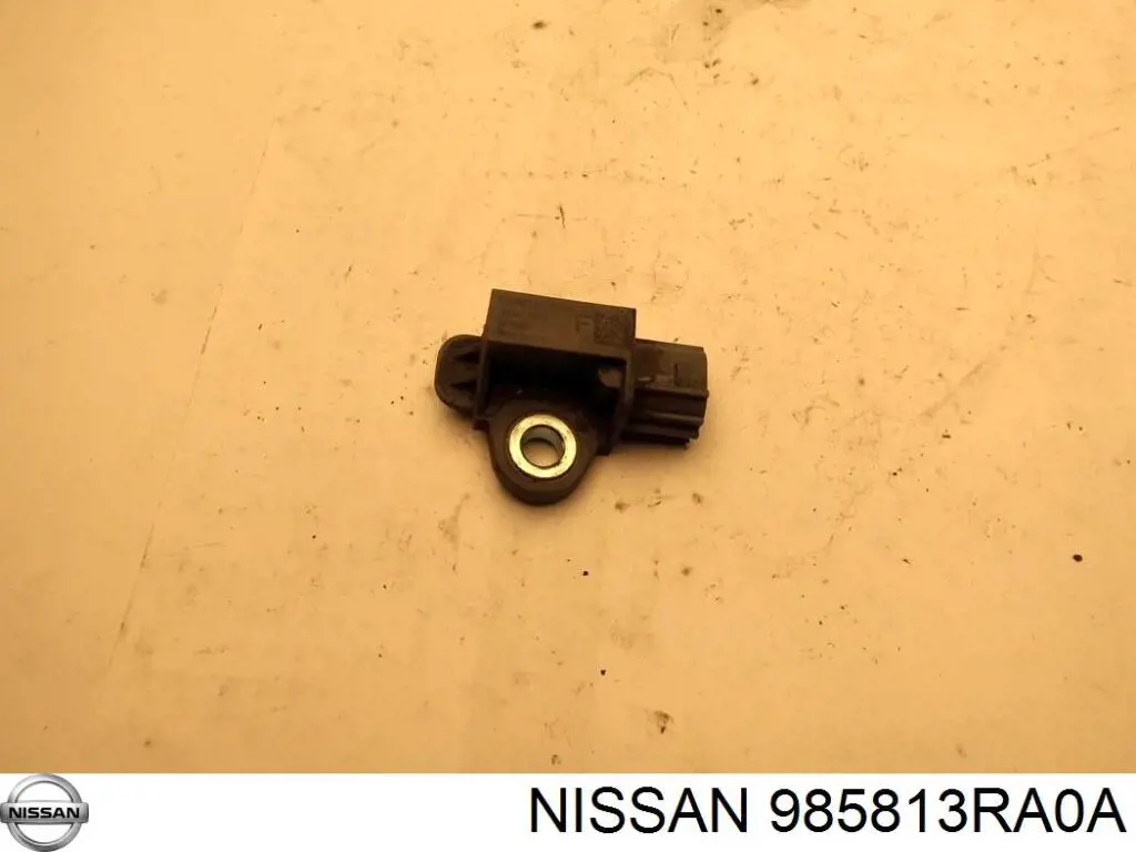 985813RA0A Nissan/Infiniti Czujnik AIRBAG przedni