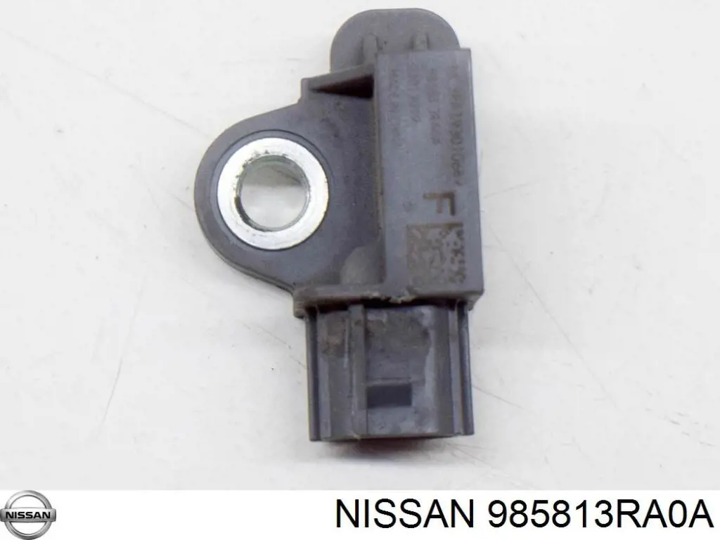 Do koszyka 985813RA0A Nissan/Infiniti Czujnik AIRBAG przedni
