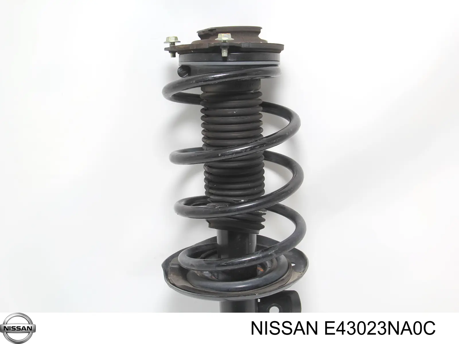 Do koszyka E43023NA0C Nissan/Infiniti Amortyzator przedni prawy
