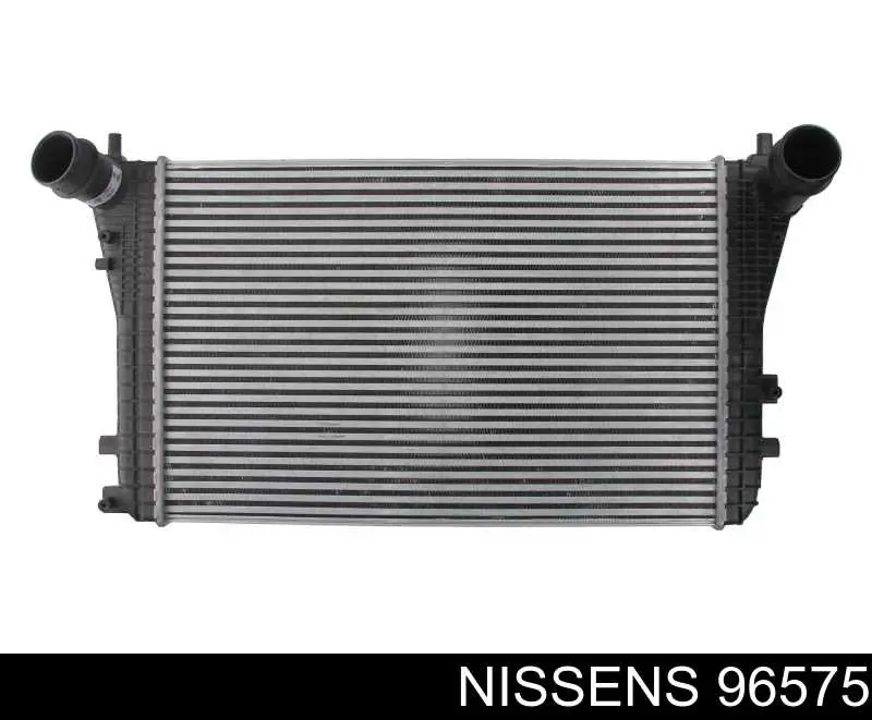 Chłodnica intercoolera Nissens 96575 cena, od 123,67 USD
