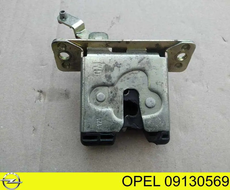 Zamek klapy bagażnika (3/5 drzwi tylnych) Opel 5134084 cena, od 30,65 USD