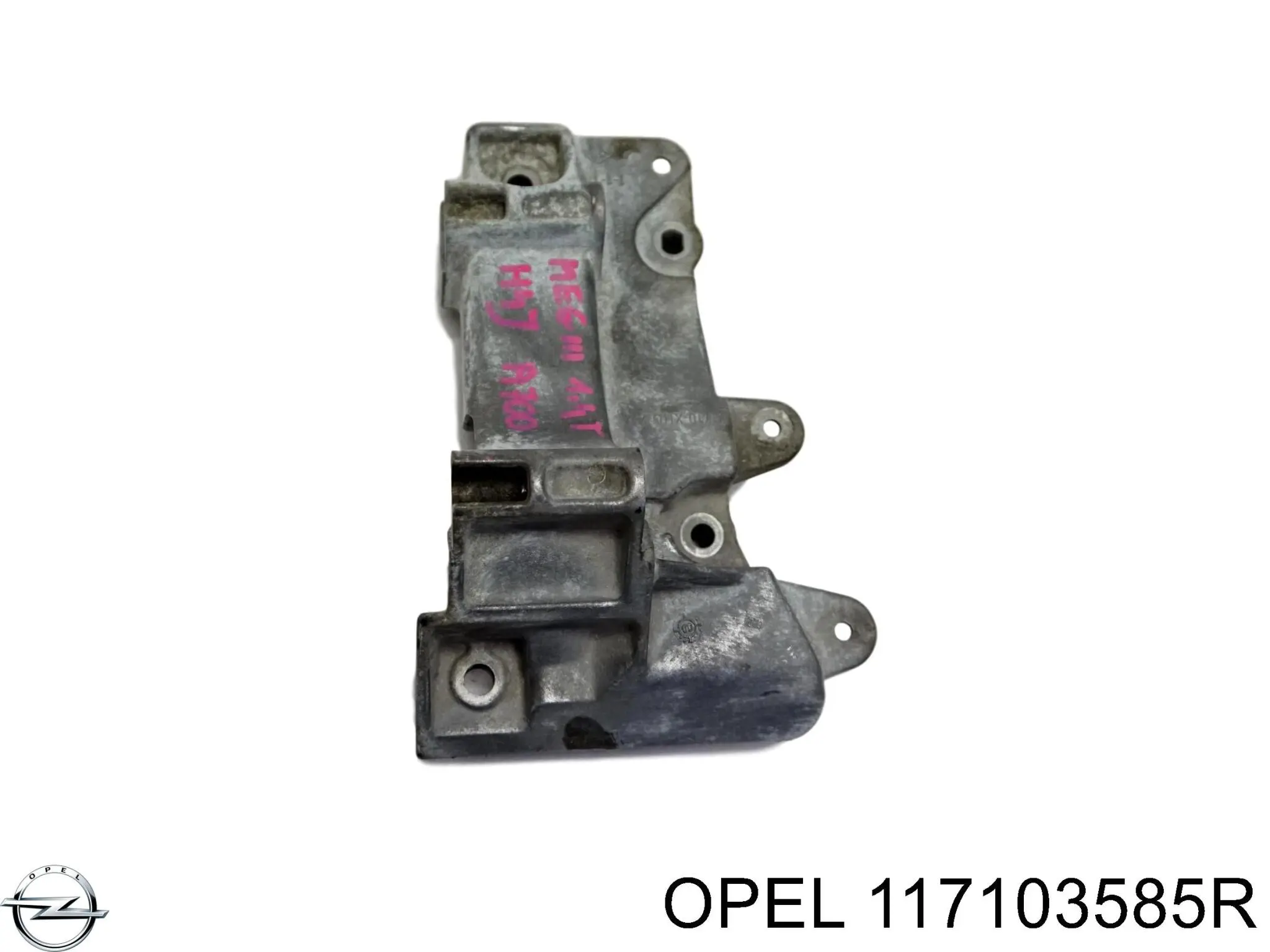 Wspornik alternatora 117103585R Opel