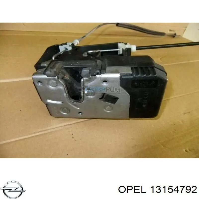 Zamek drzwi przednich prawych Opel 13154792 cena, od 35,75 USD