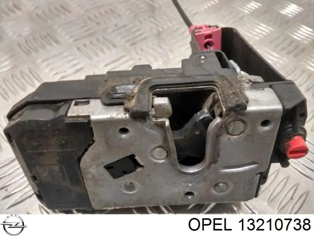 Zamek drzwi tylnych lewych Opel 13210738 cena, od 46,35 USD