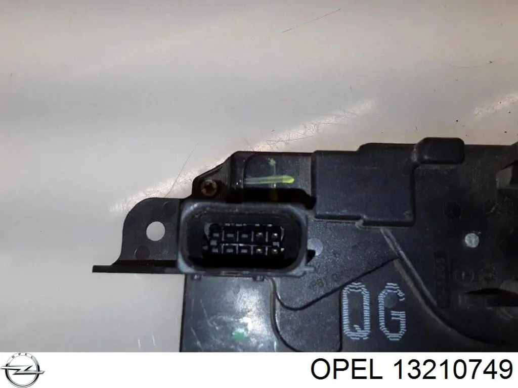 Do koszyka 133234 Opel Zamek drzwi przednich prawych