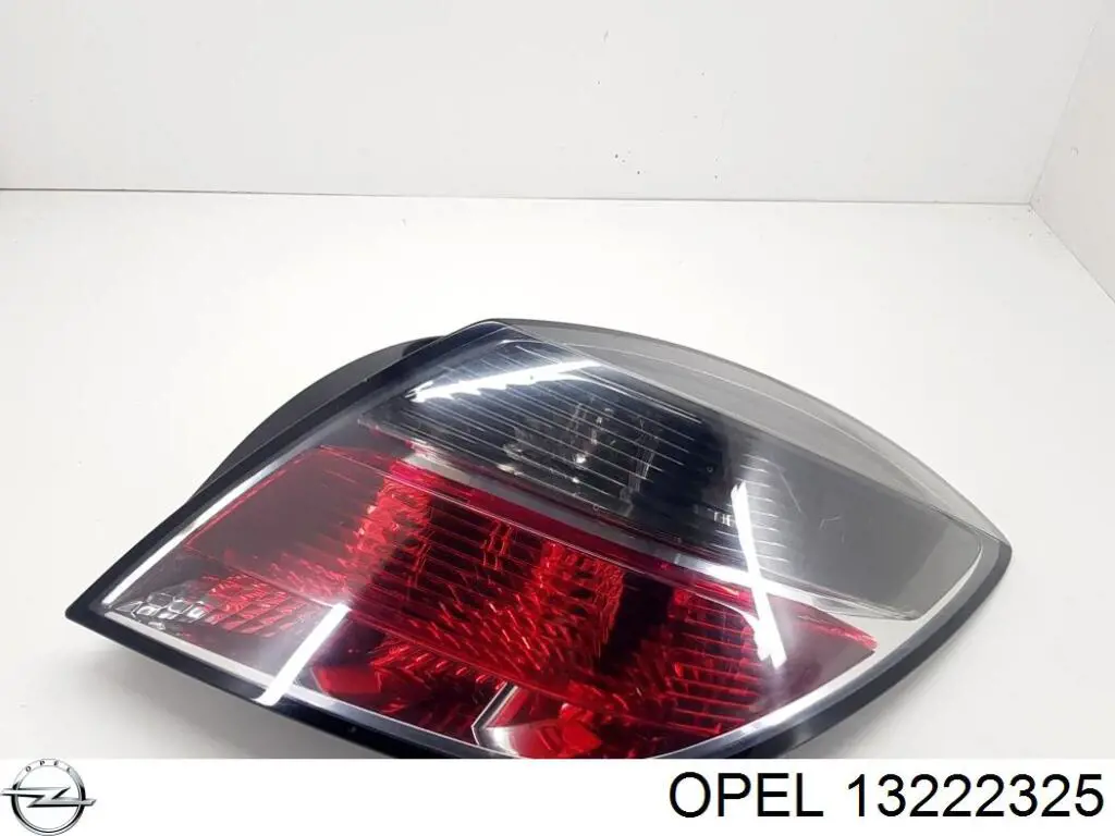 Do koszyka 13222325 Opel Lampa zespolona tylna prawa