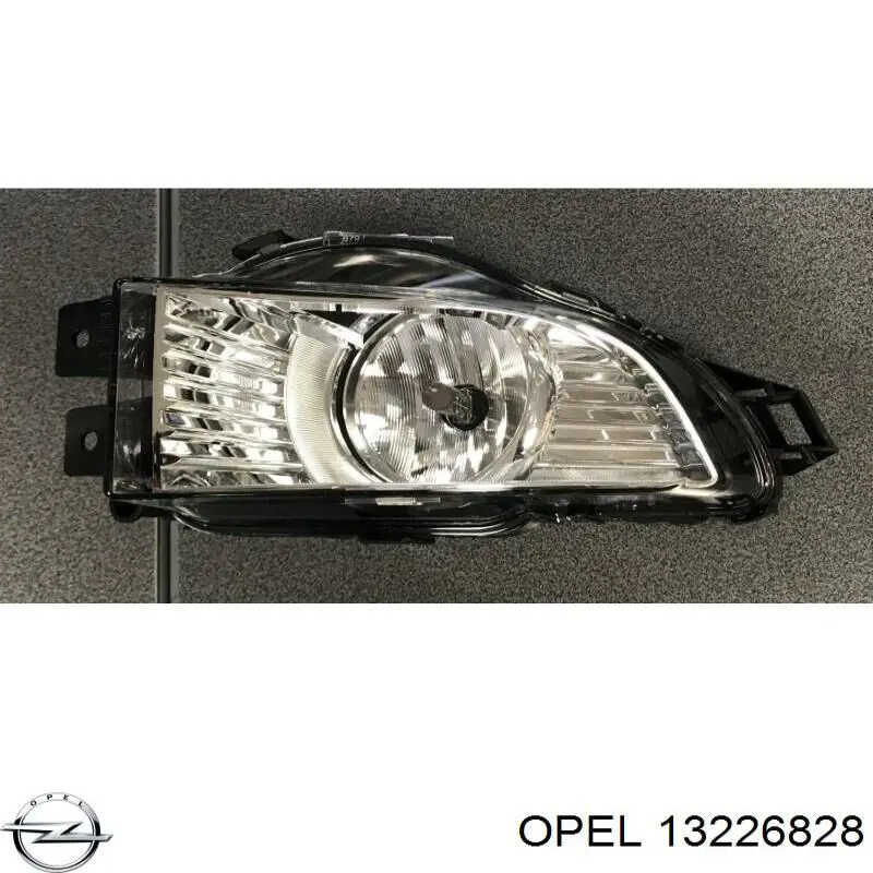 13226828 Opel Lampa przeciwmgielna lewa