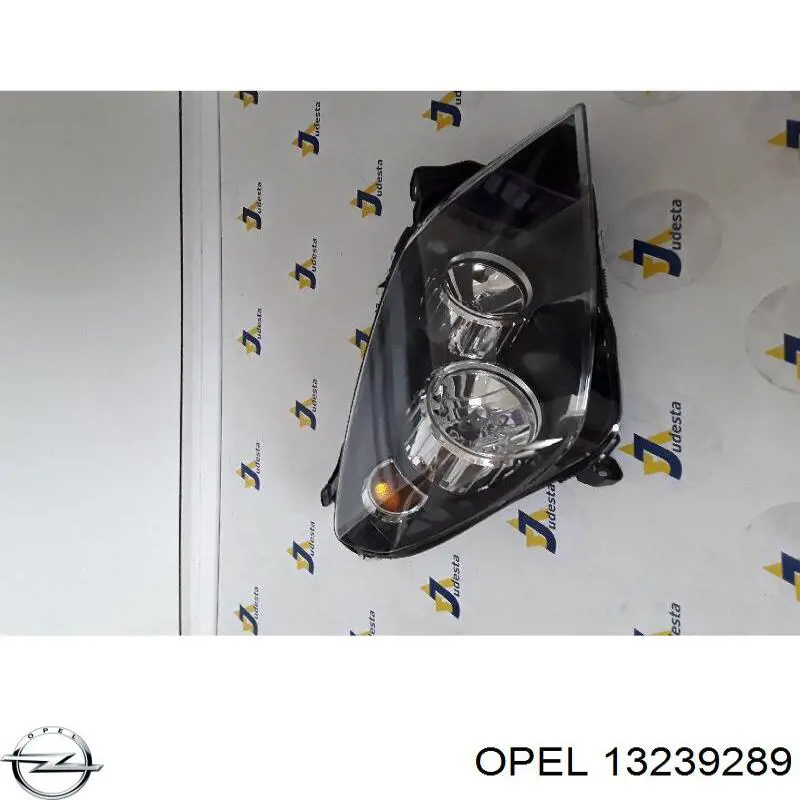 Reflektor prawy Opel 13239289 cena, od 81,72 USD