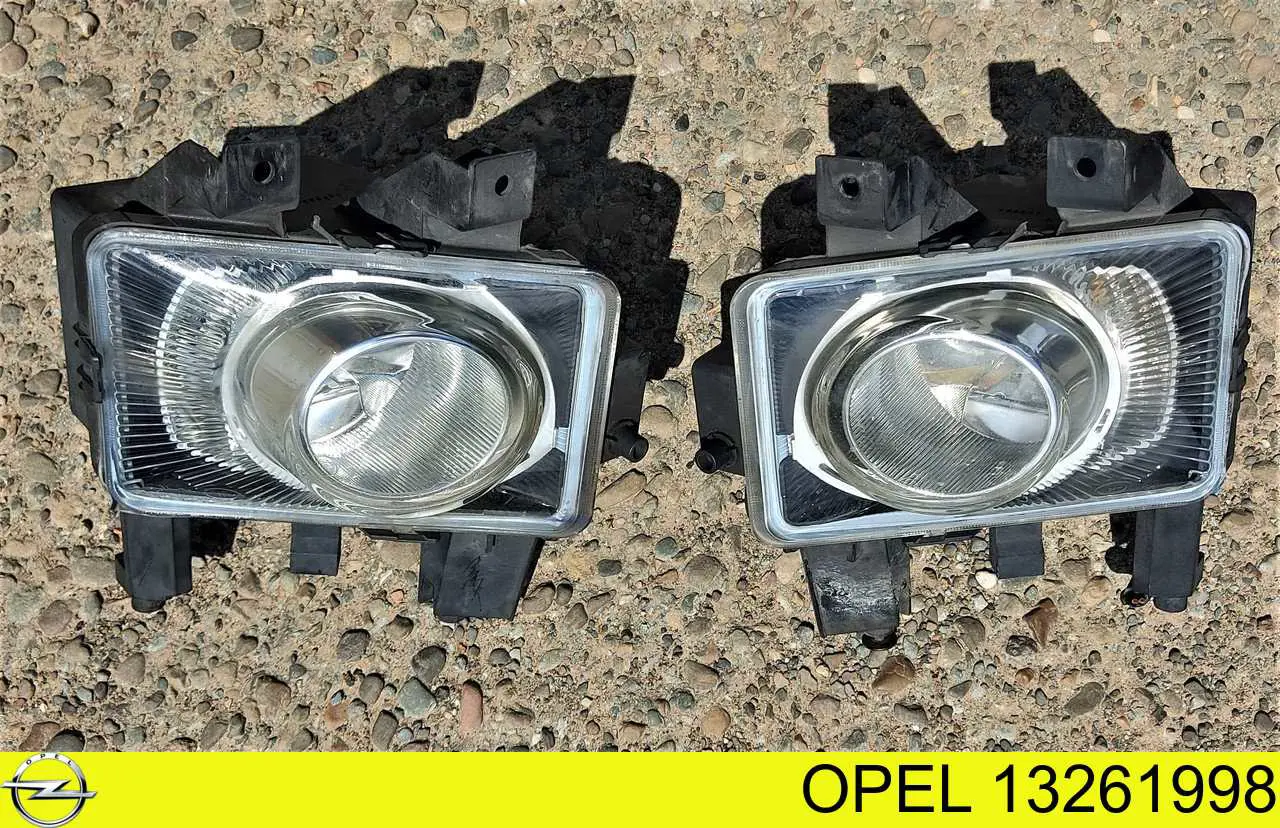 Do koszyka 13261998 Opel Lampa przeciwmgielna prawa