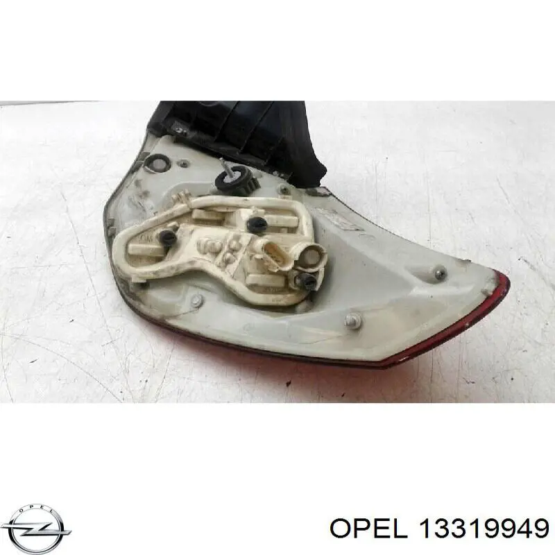 Do koszyka 13319949 Opel Lampa zespolona tylna lewa zewnętrzna