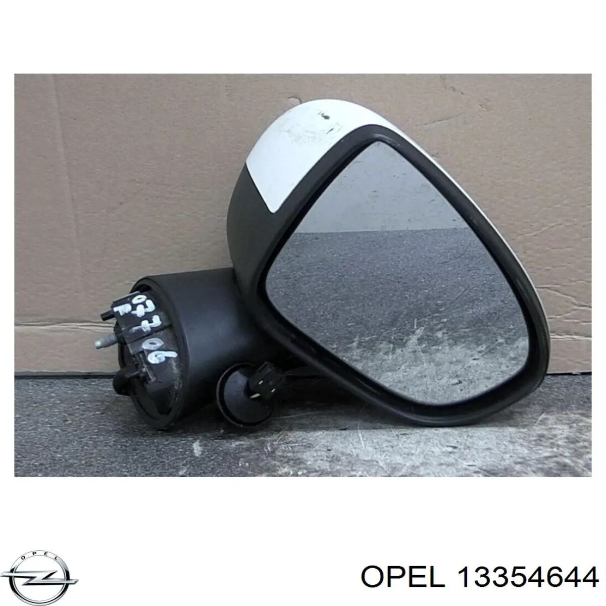 Lusterko wsteczne lewe Opel 1426489 cena, od 194,16 USD