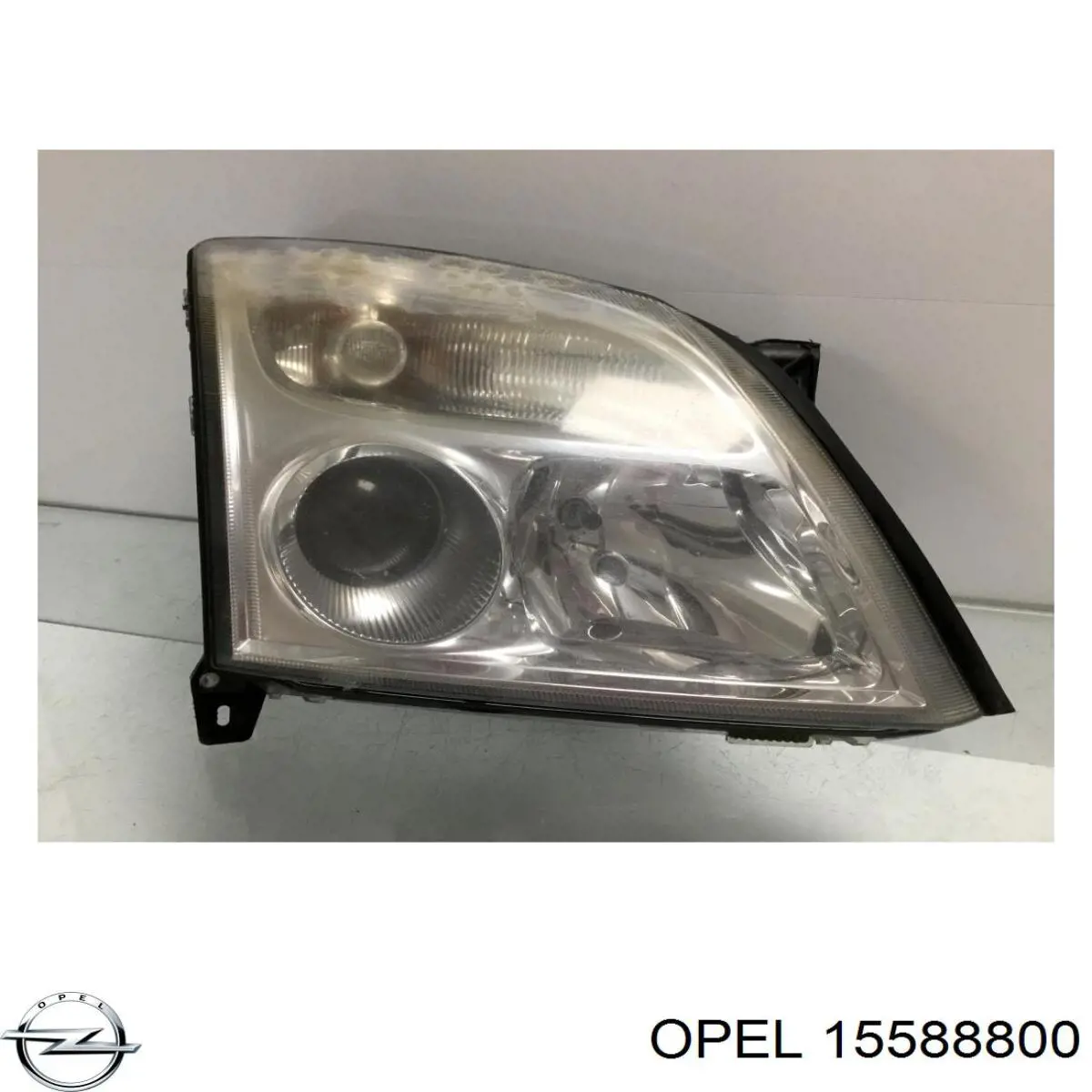  Reflektor prawy Opel Vectra 