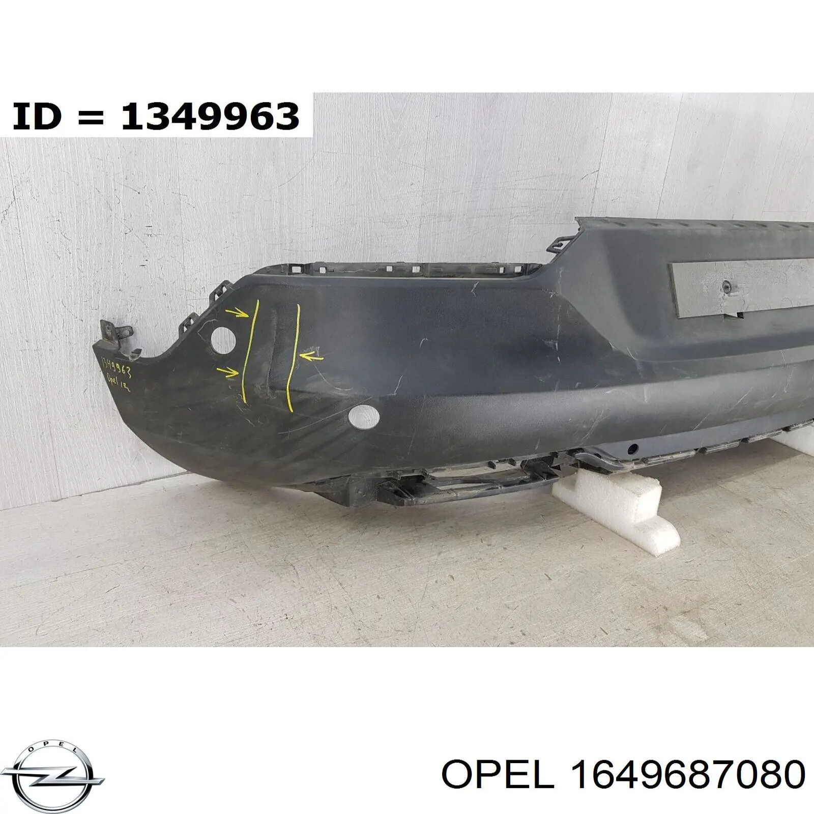 1649687080 Opel Zderzak tylny