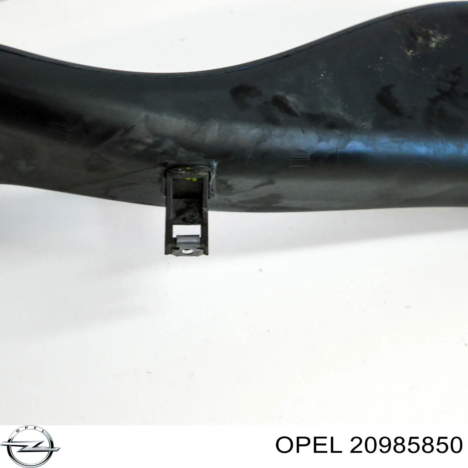 Do koszyka 55560872 Opel Wlot powietrza do filtra powietrza