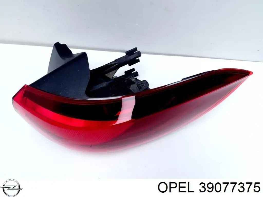 Lampa zespolona tylna prawa zewnętrzna Opel 39077375 cena, od 155,60 USD