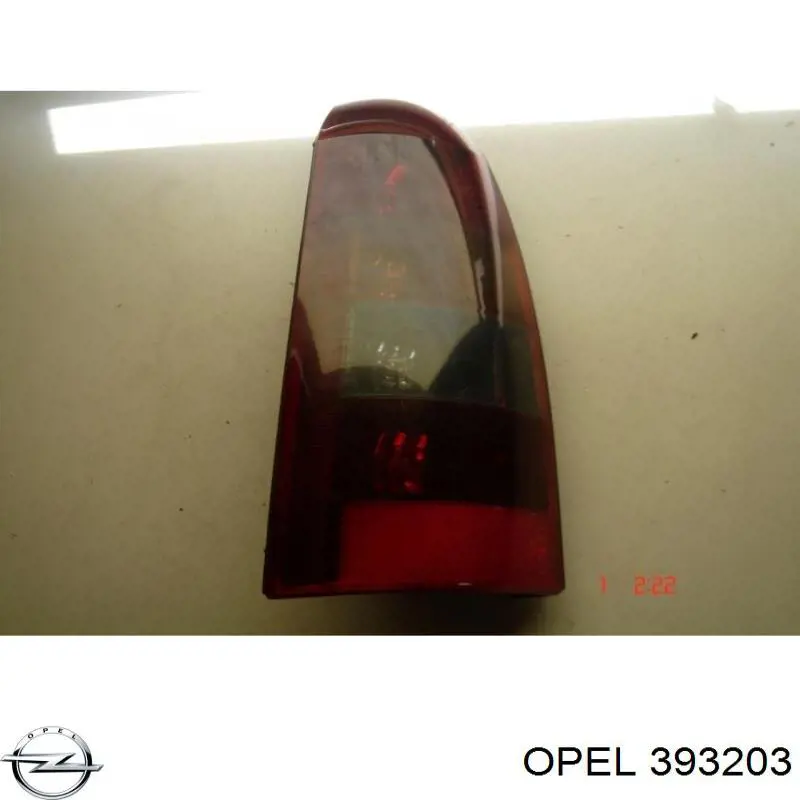 Lampa zespolona tylna lewa Opel 393203 cena, od 56,18 USD