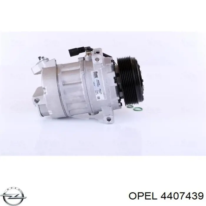 Sprężarka klimatyzacji Opel 4407439 cena, od 146,42 USD