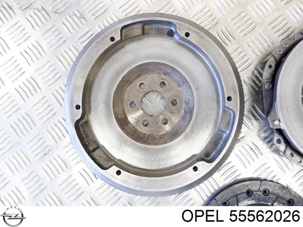 Do koszyka 55562026 Opel Docisk sprzęgła