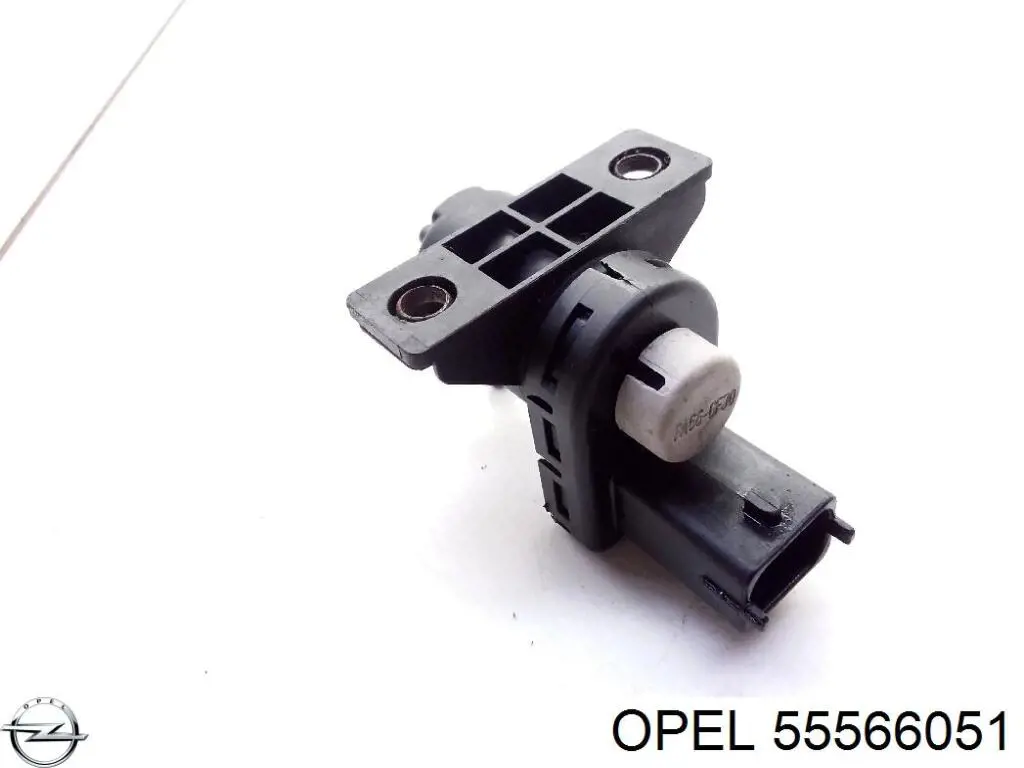 Zawór elektromagnetyczny regulacji klapy EGR Opel 55566051 cena, od 32,90 USD