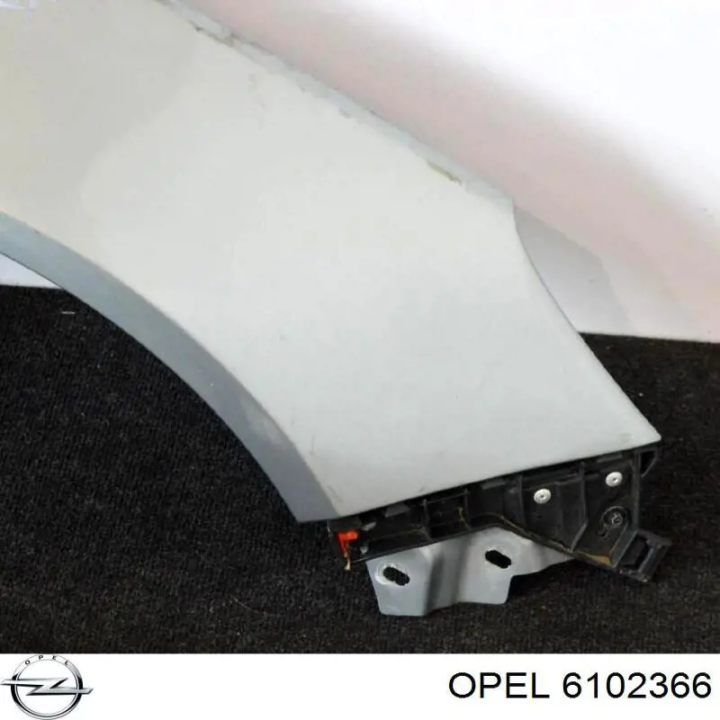 6102366 Opel Błotnik przedni prawy