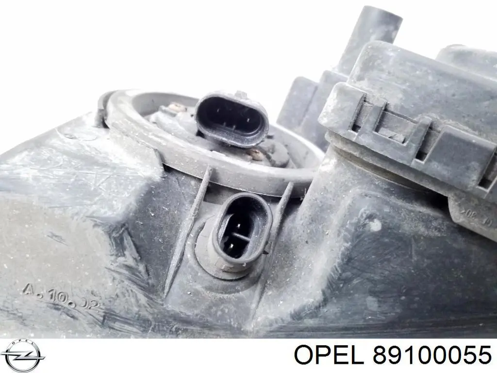 89100055 Opel Reflektor prawy