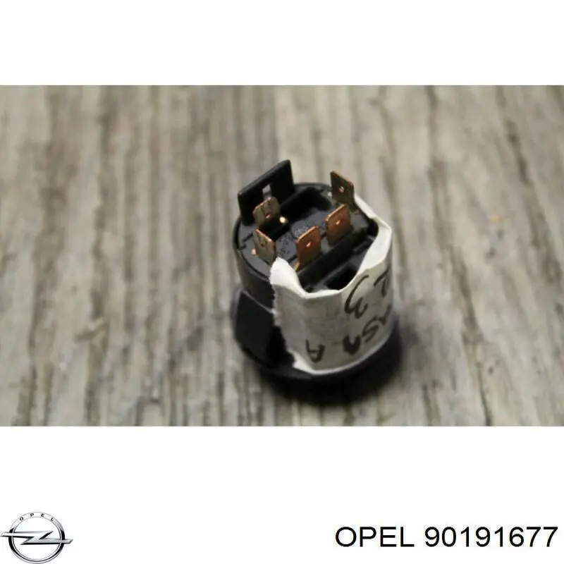 Przełącznik światła reflektorów na "torpedo" General Motors 90340746 cena, od 17,06 USD