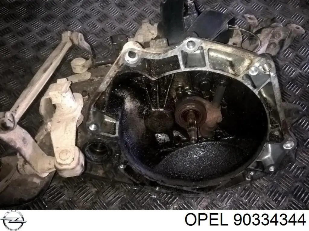 Mechaniczna skrzynia biegów w komplecie Opel Vectra A (88, 89)