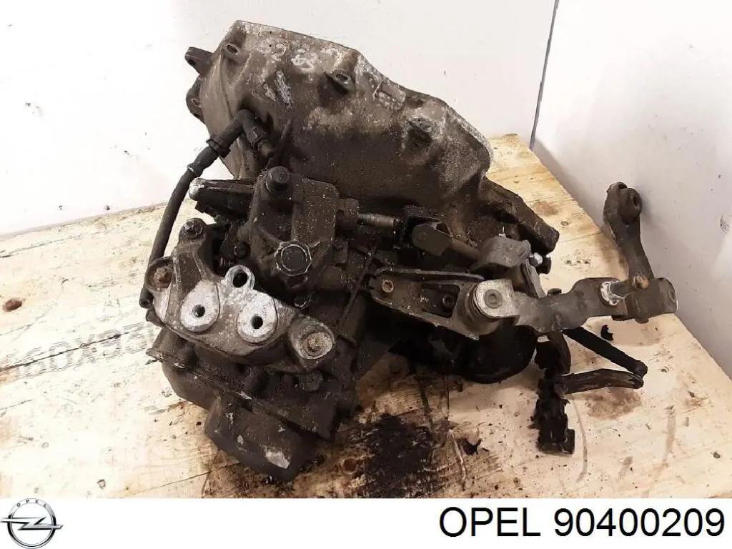 Mechaniczna skrzynia biegów w komplecie Opel 90400209 cena, od 276,92 USD