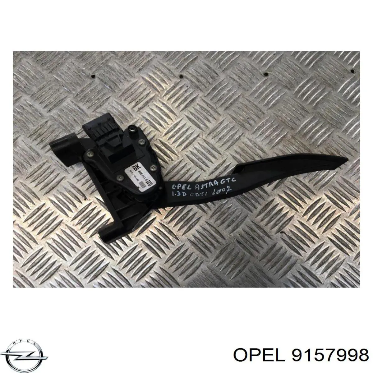 Do koszyka 9157998 Opel Pedał przyspieszenia (gazu)