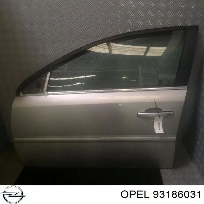 Do koszyka Drzwi przednie lewe Opel Vectra C 