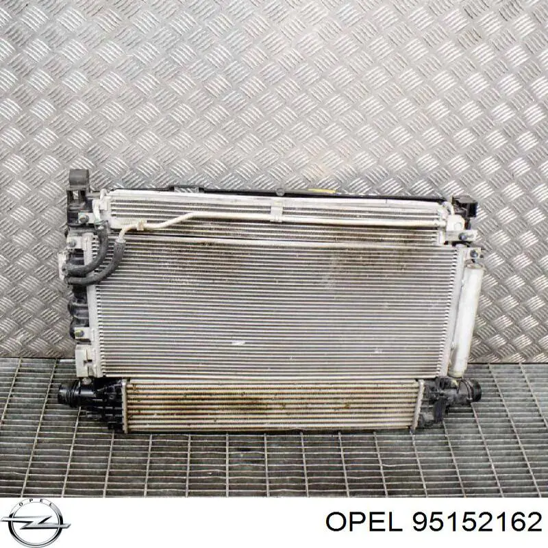 Do koszyka 95152162 Opel Chłodnica automatycznej/mechanicznej skrzyni biegów