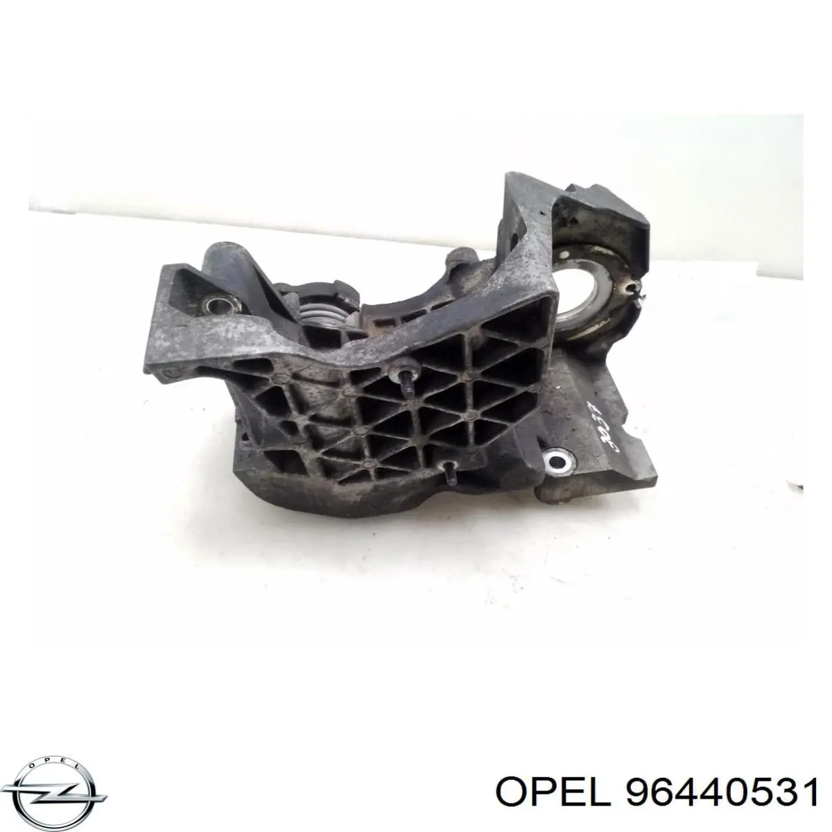 Wspornik alternatora General Motors 96440531 cena, od 78,43 USD