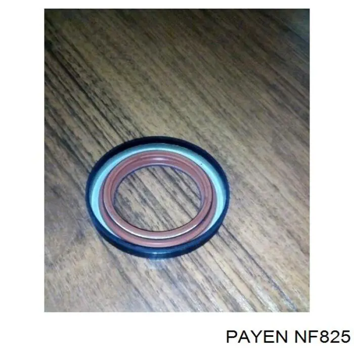NF825 Payen Uszczelniacz półosi prawej mostu przedniego
