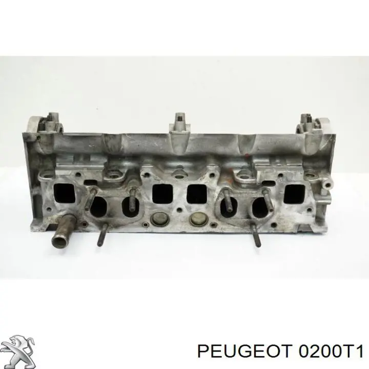 Głowica cylindrów Peugeot 605 