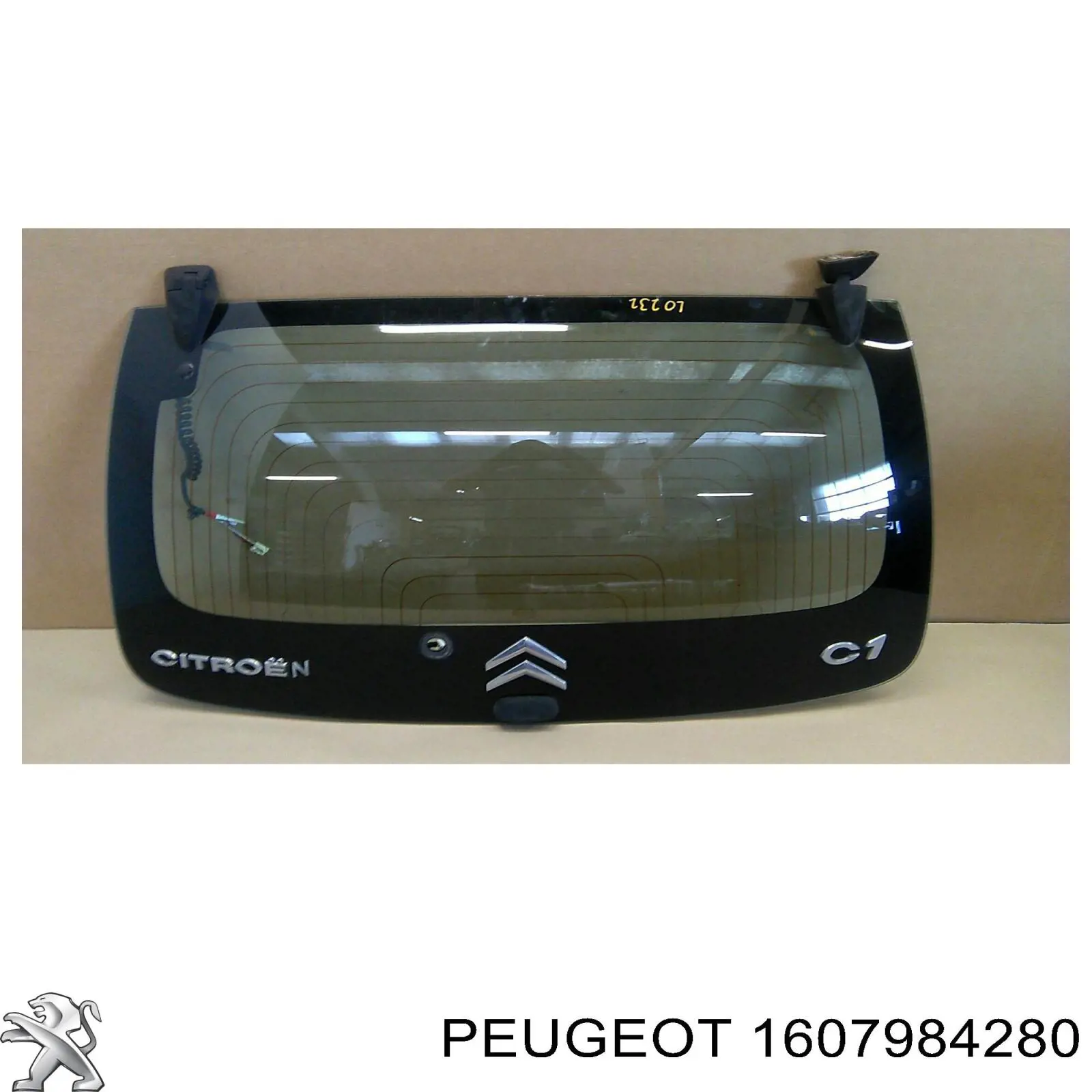8744W2 Peugeot/Citroen Szyba bagażnika (3/5 drzwi tylnych)