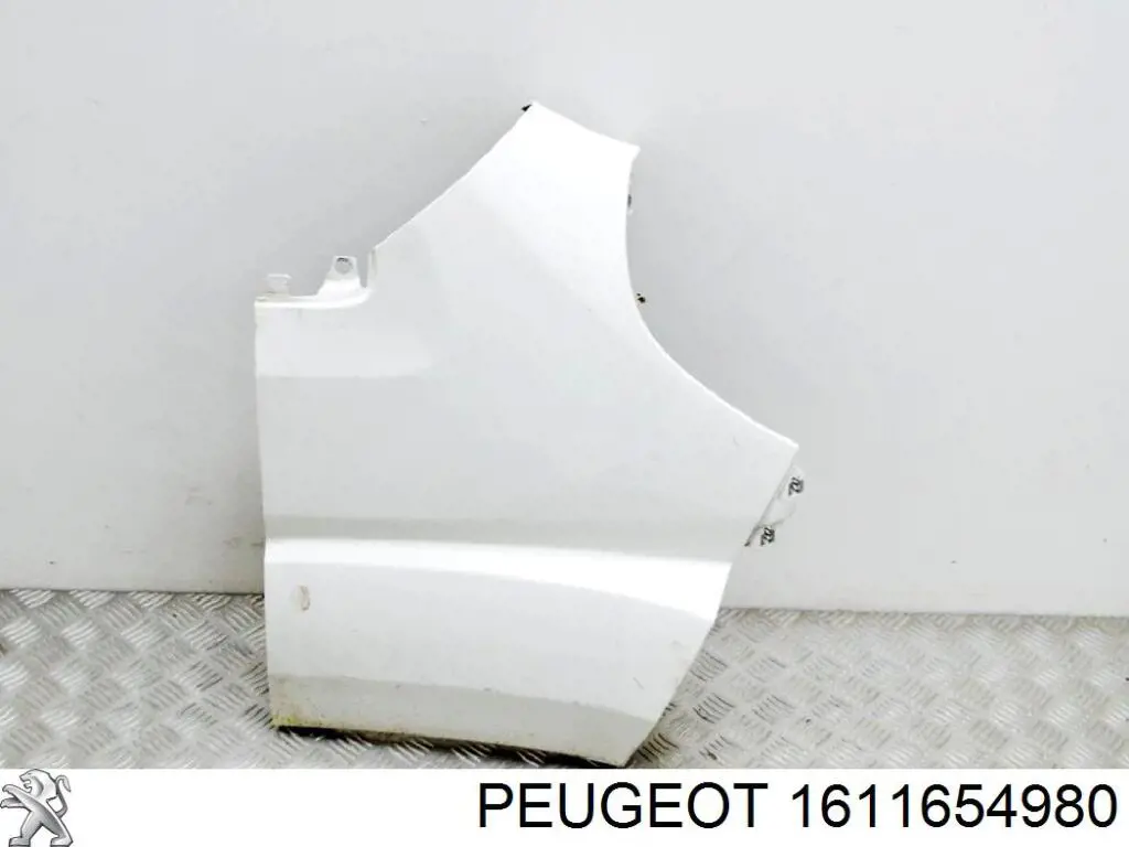 1611654980 Peugeot/Citroen Błotnik przedni prawy