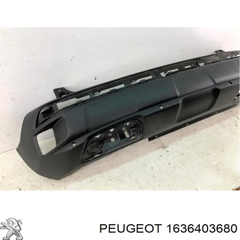 Zderzak tylny 1636403680 Peugeot/Citroen