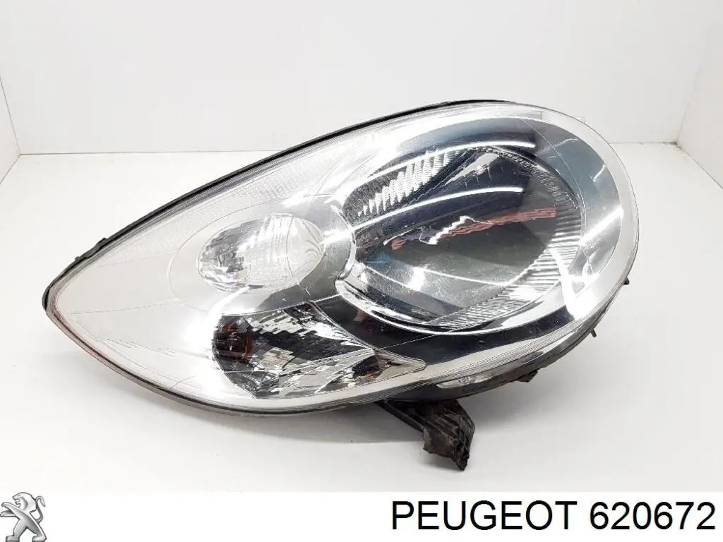 Do koszyka 5521123RLDEM Depo/Loro Reflektor prawy