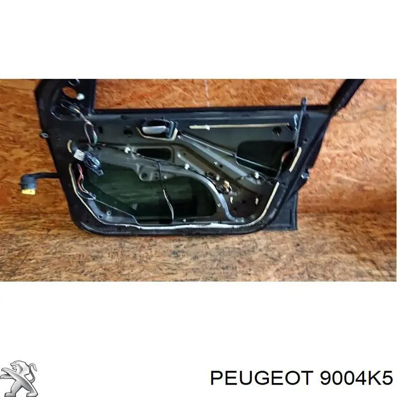 Do koszyka Drzwi przednie prawe Peugeot 206  2A/C