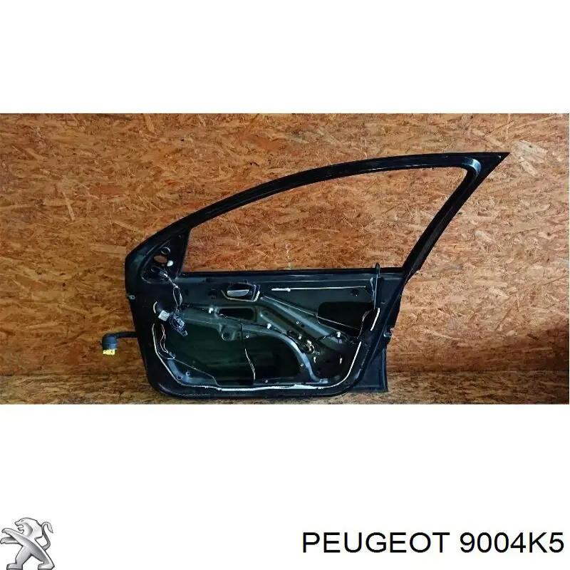 Drzwi przednie prawe do Peugeot 206  2A/C